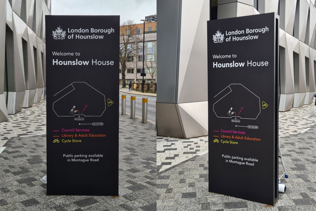 high street signs with internal posts for Hounslow Council