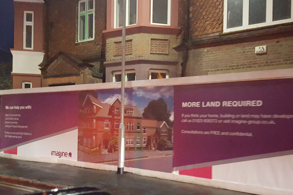 PVC Banner hoarding install