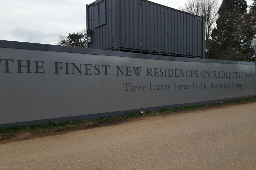 Hoarding & Site Signs in Aylesbury installed on site at building site